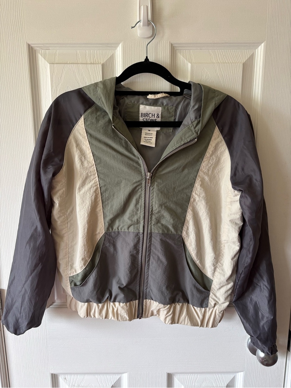 Kids Color-Block Hooded Rain Jacket in Olive, Cream & Gray